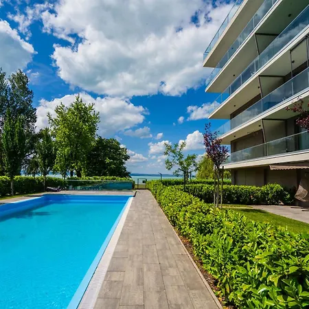 Myflat Coral Апартаменты